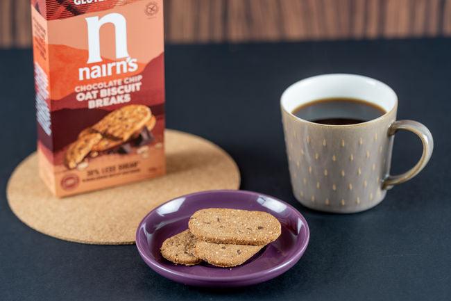 Nairns Chocolate Chip Oat Biscuit Breaks, Gluten Free, 160g - Buongiorno Caffe' & More